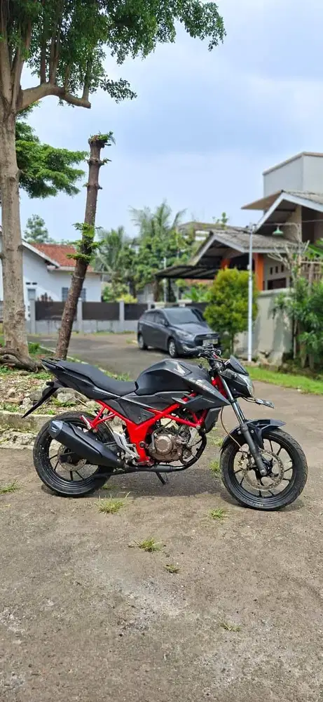 Honda CB 150R 2016 Streetfire Mesin sehat Mulus