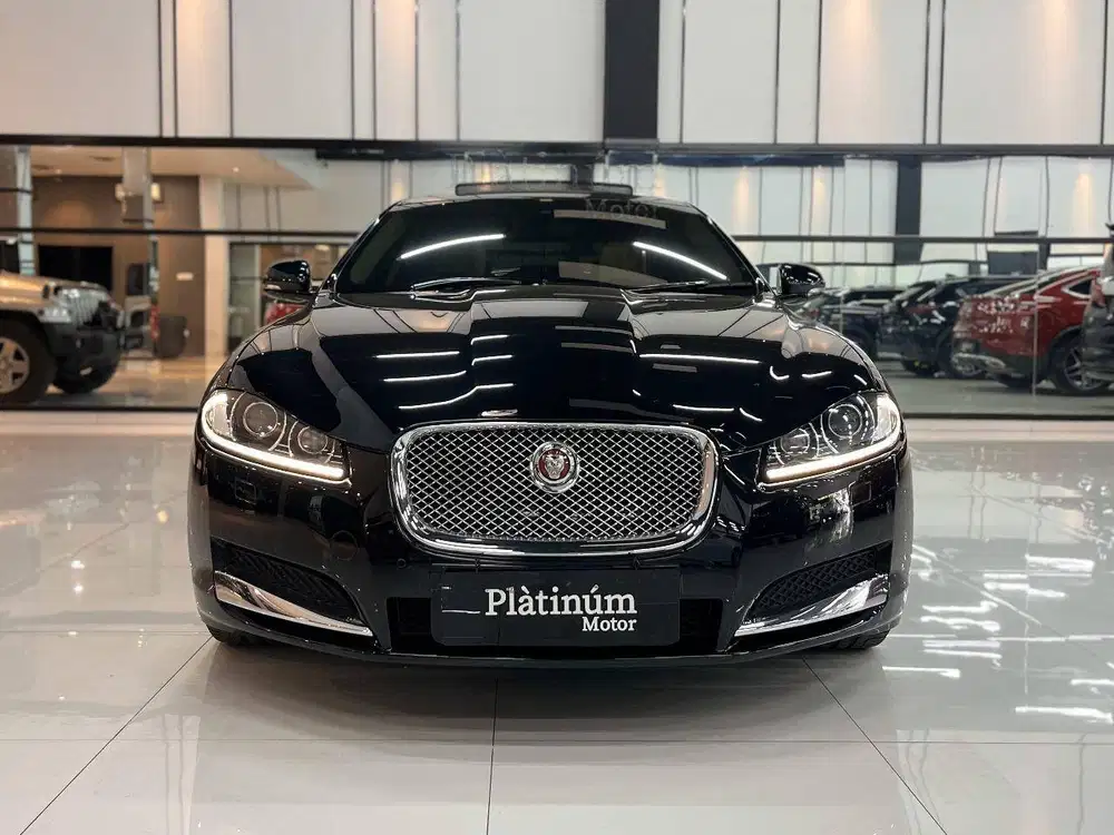 JAGUAR XF 2.0 LUXURY AT