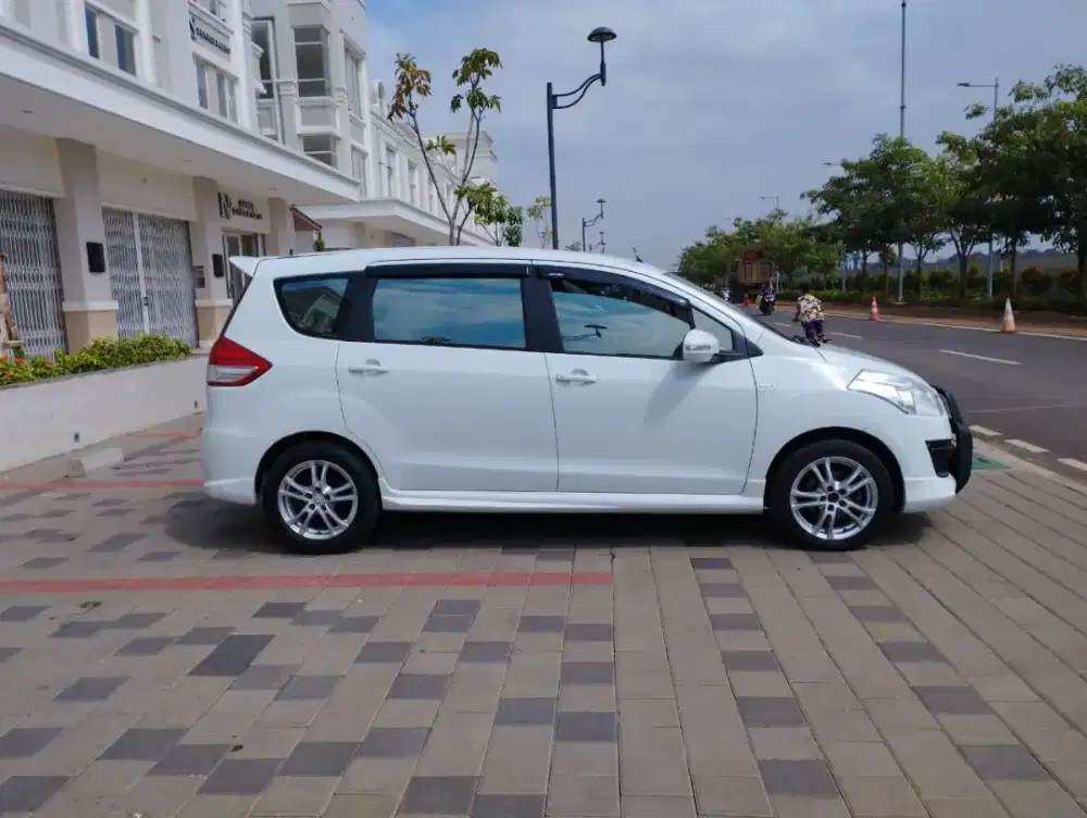 DP 5jtn Ertiga gl sporty matic 2014