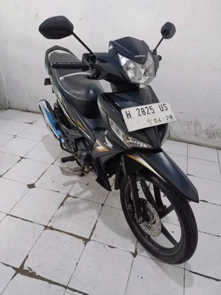 supra x 125 thn 2024 hitam