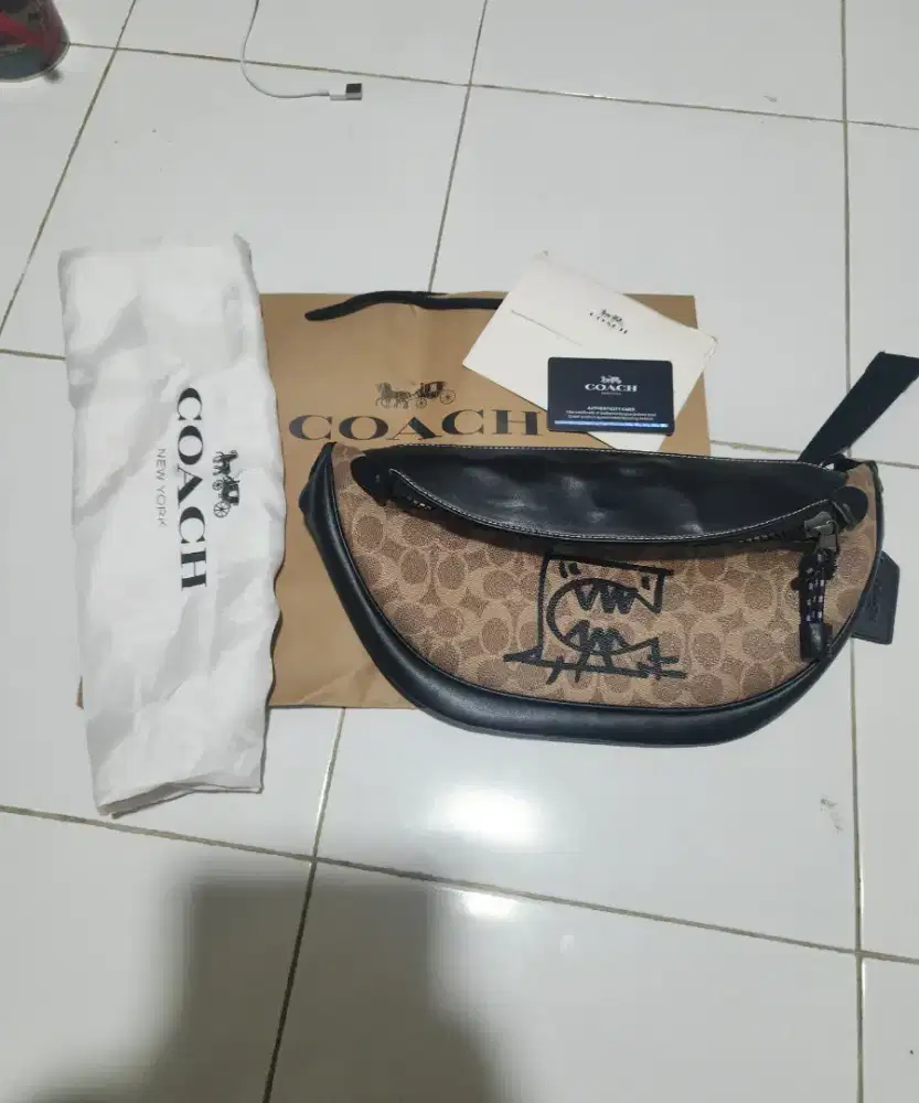 TAS COACH MONSTER MADE IN VIETNAM