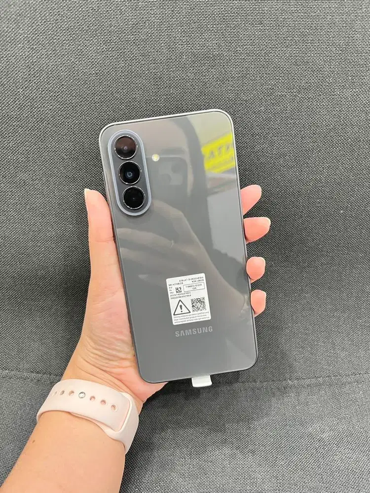 Samsung a37 5g 8/256 sein