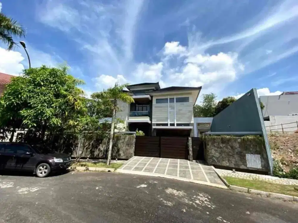 DIJUAL RUMAH MEWAH BUKIT INDAH SUKAJADI BELAKANG RUMAH VIEW GOLF