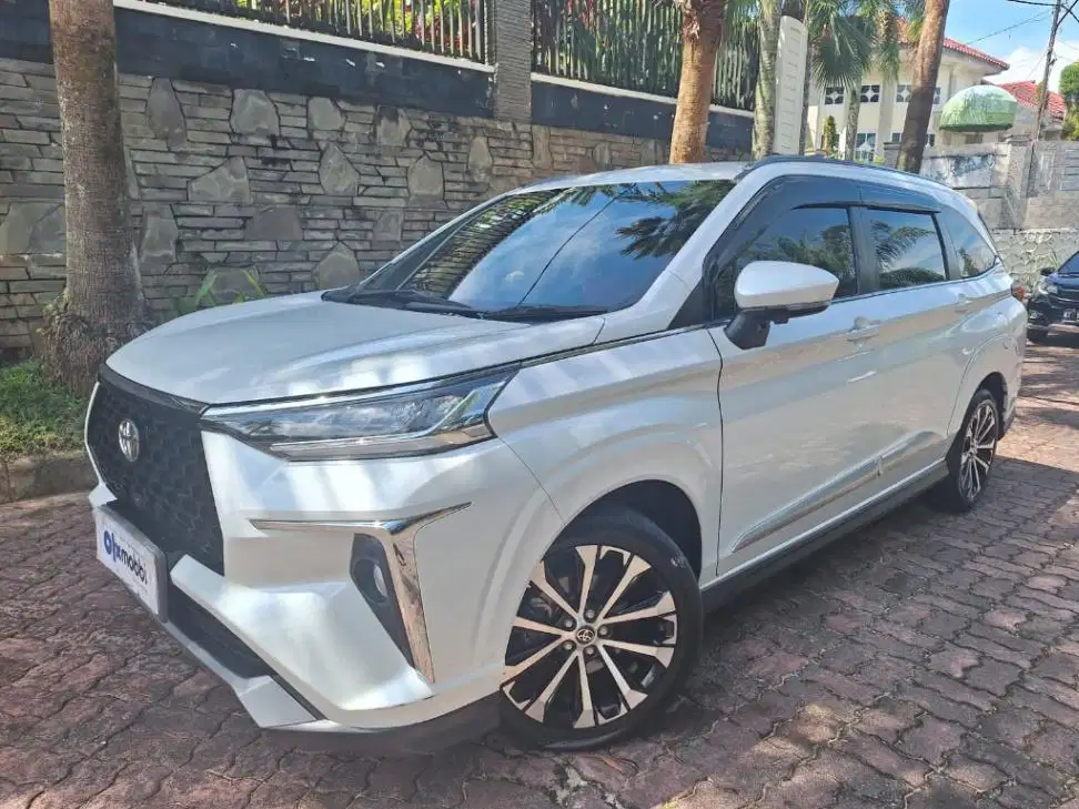 Toyota Avanza 1.5 Veloz Q Bensin-AT 2023 KTQD