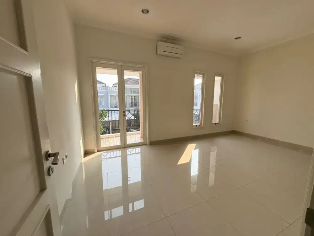 Dijual Rumah 2 Lantai di Sektor 1E Gading Sepong