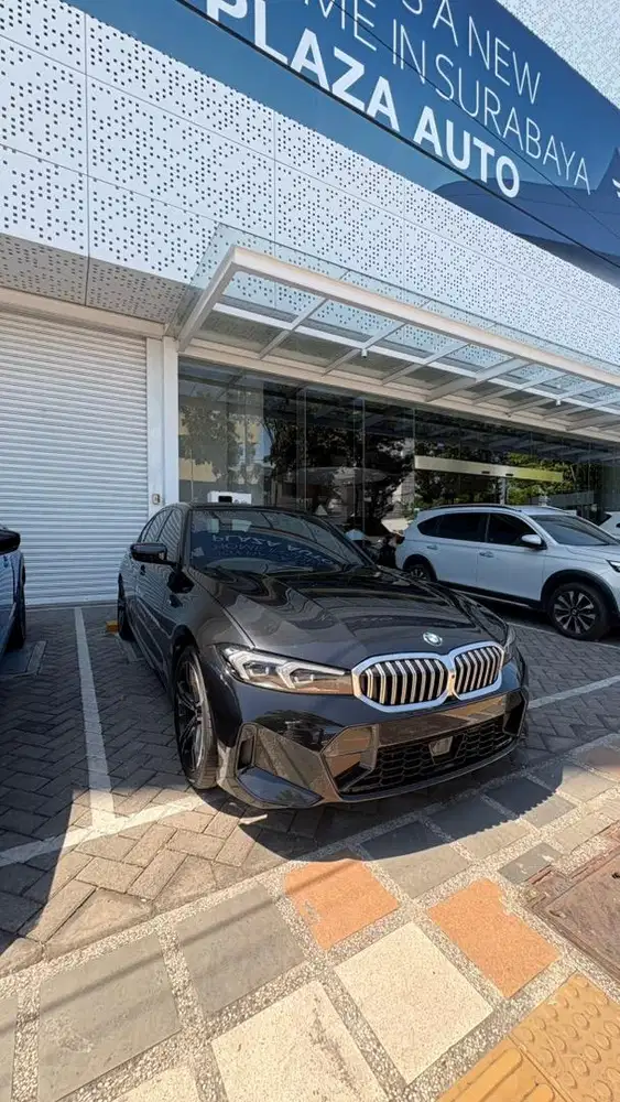 BMW 320i M Sport Mobil Baru Harga second