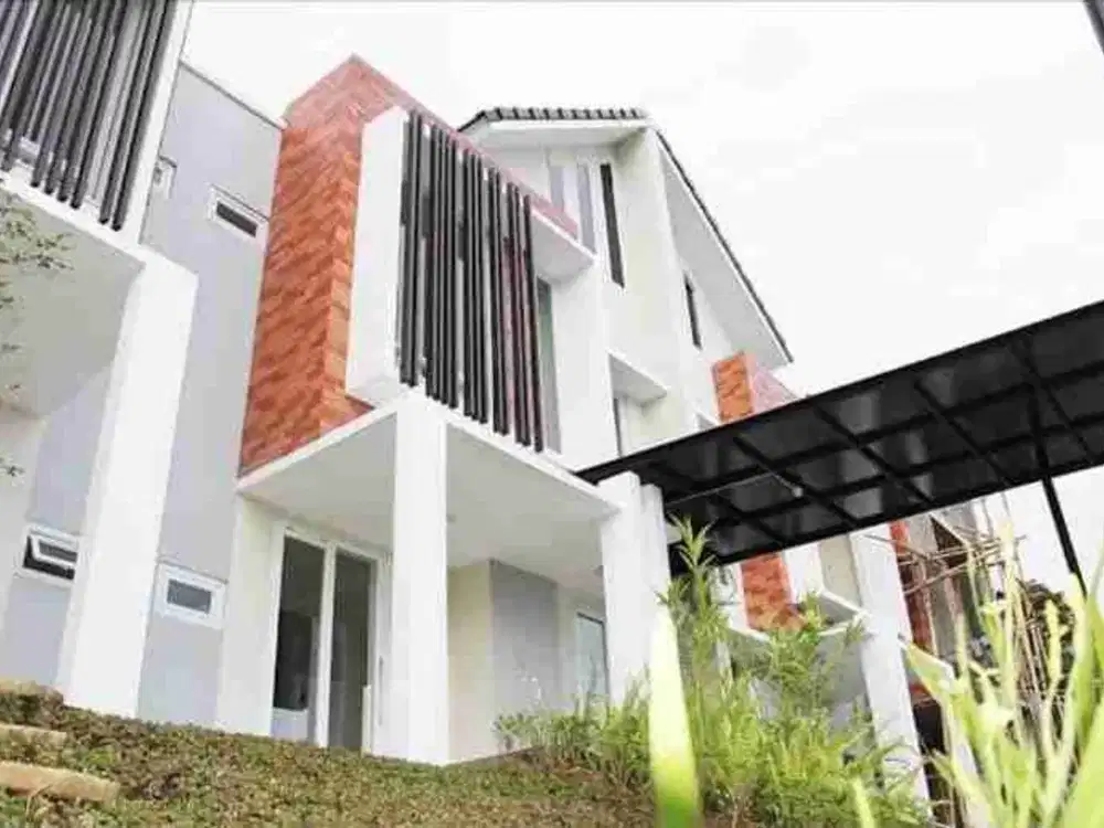 Rumah Nuansa Villa Dalam Komplek Cimahi