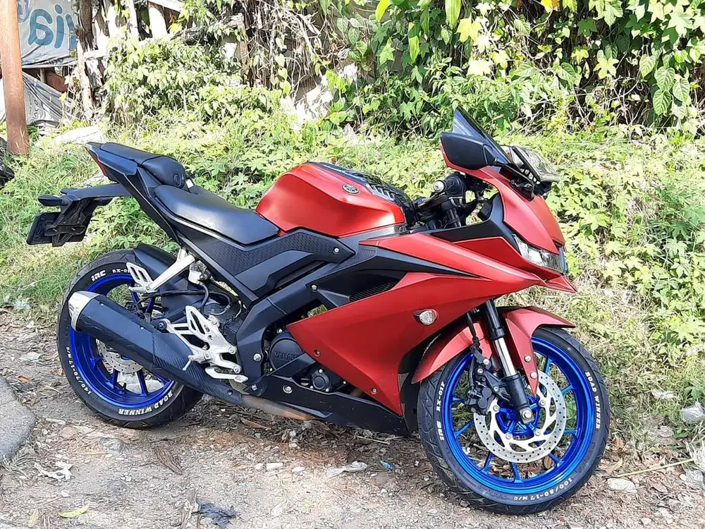 Yamaha YZR R15.