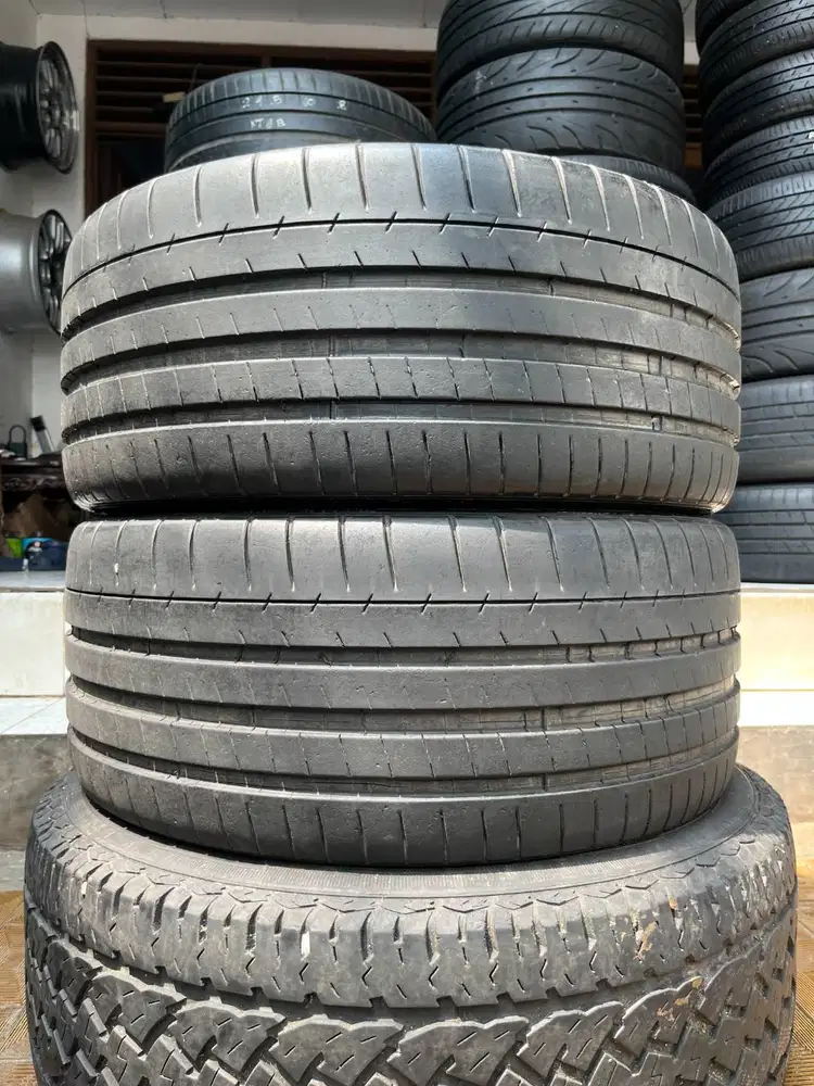 Ban Michelin Pilot Super Sport  255 30 r21  2Pcs