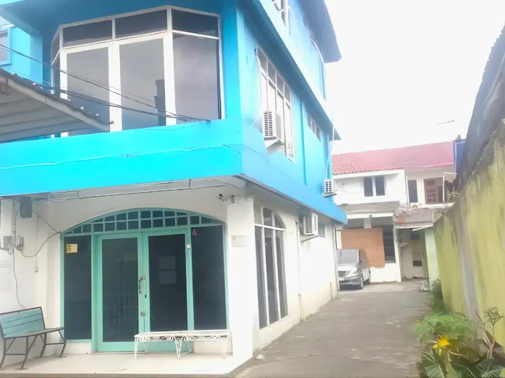 Rumah Dijual di Lokasi Ramai Usaha Dewi Sartika Cawang, Dijual Harga NJOP