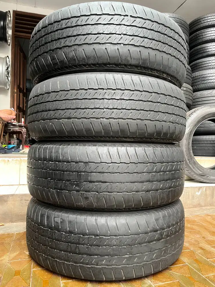 Ban Bridgestone Dueler H/T  265 60 r18  4Pcs
