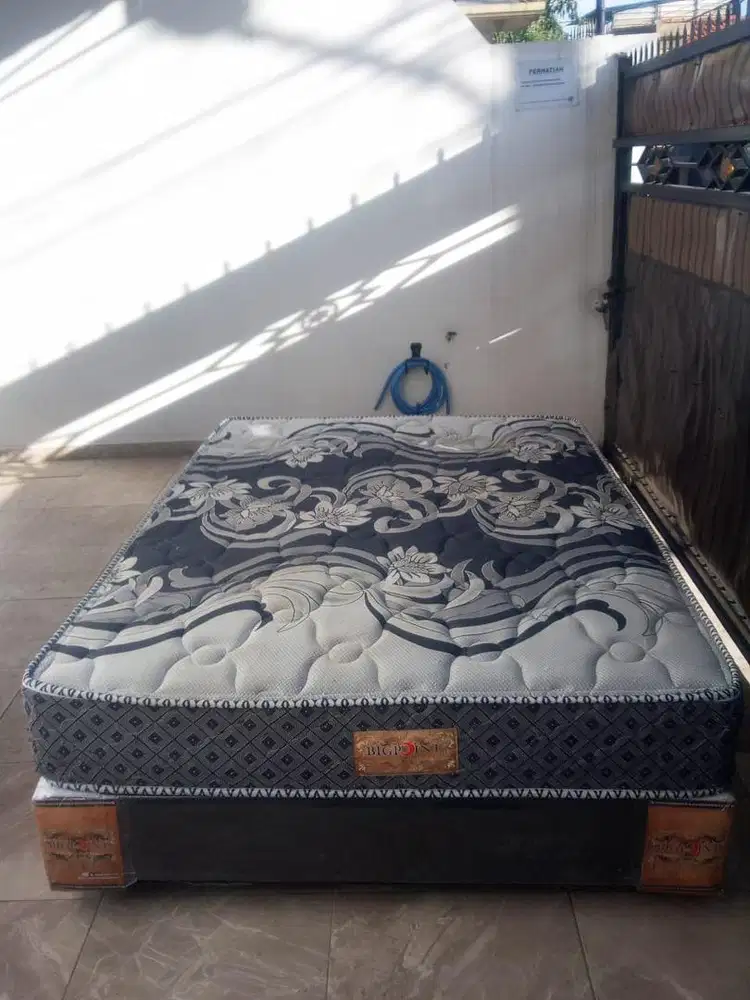 Dijual Spring Bed + Divan