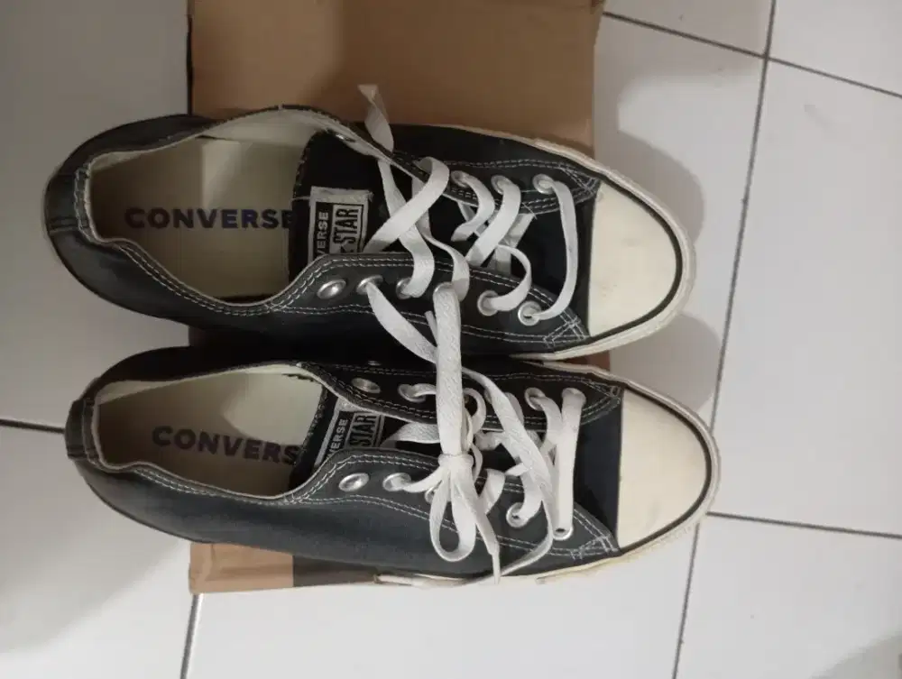 Dijual sepatu Converse ori ukuran 41