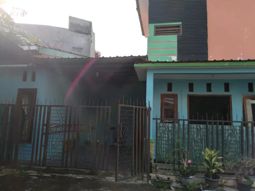 DIJUAL RUMAH STRATEGIS