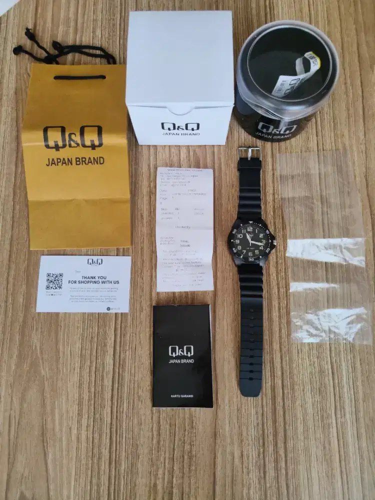Jam tangan pria analog q&q full set