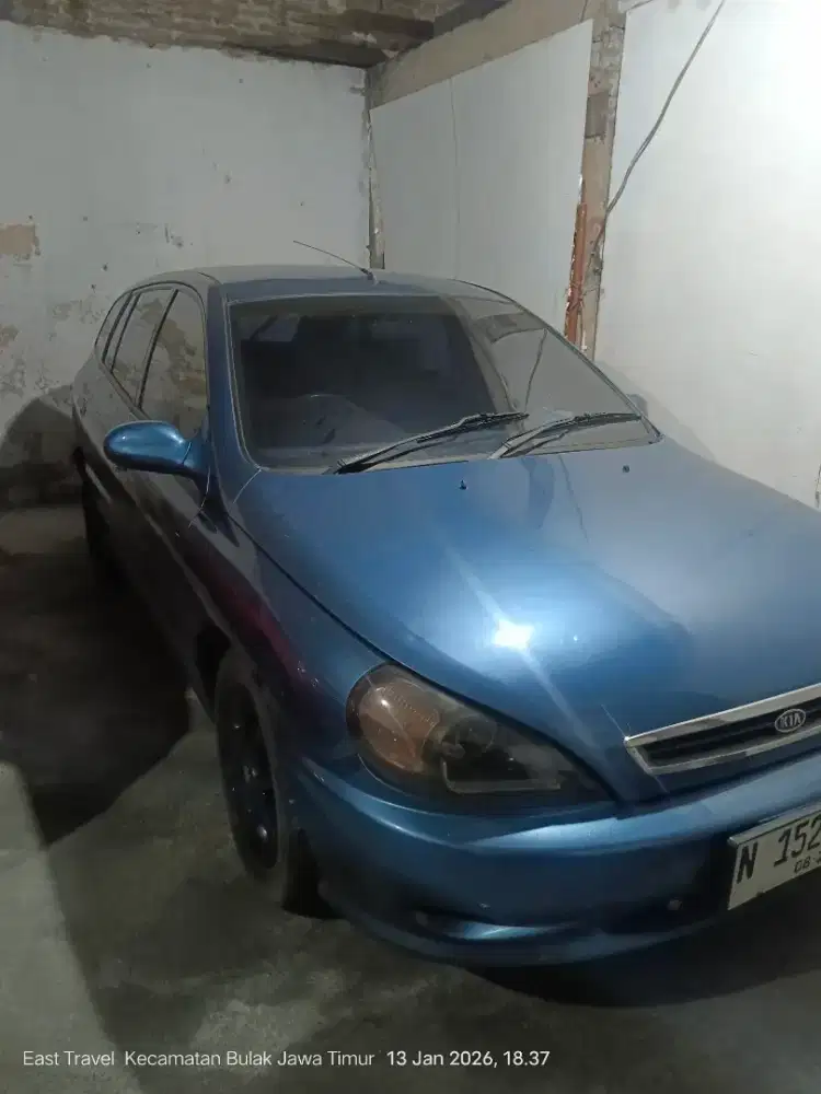Langka Rio Hatchback 2002