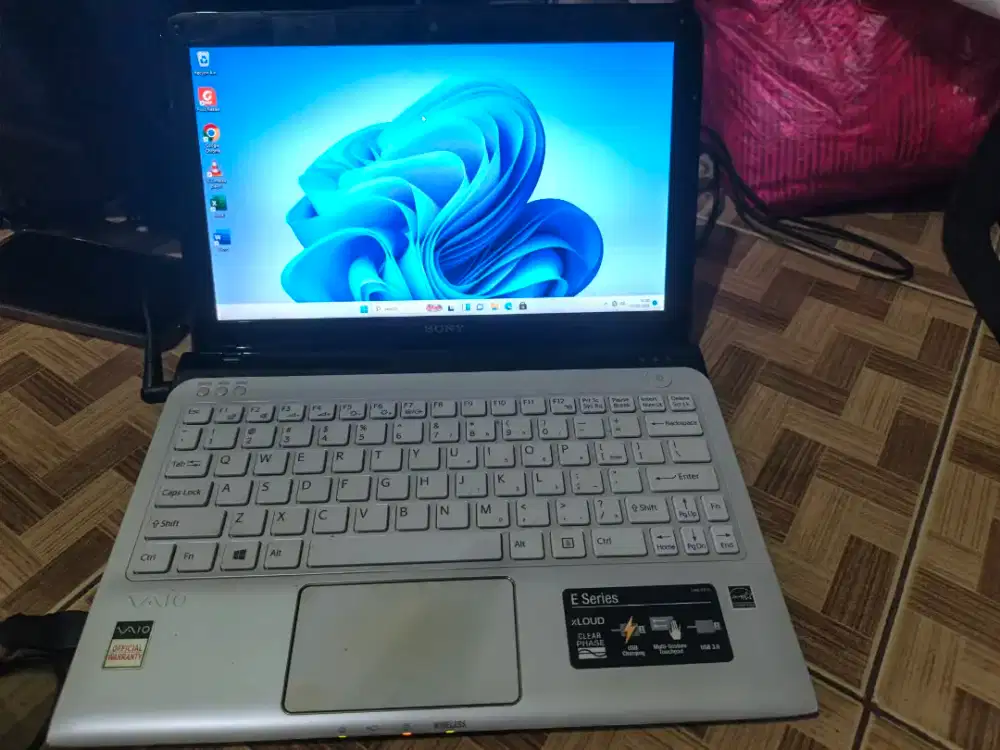 Laptop sony vaio ram 6gb hdd 320gb muluss