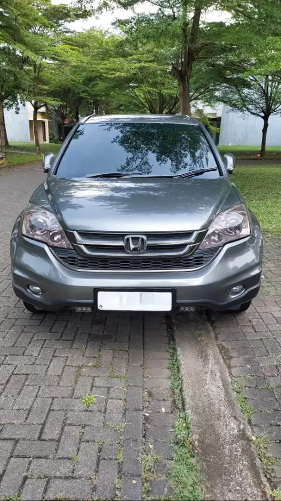 Dijual mobil honda crv 2011 a/t 2.0