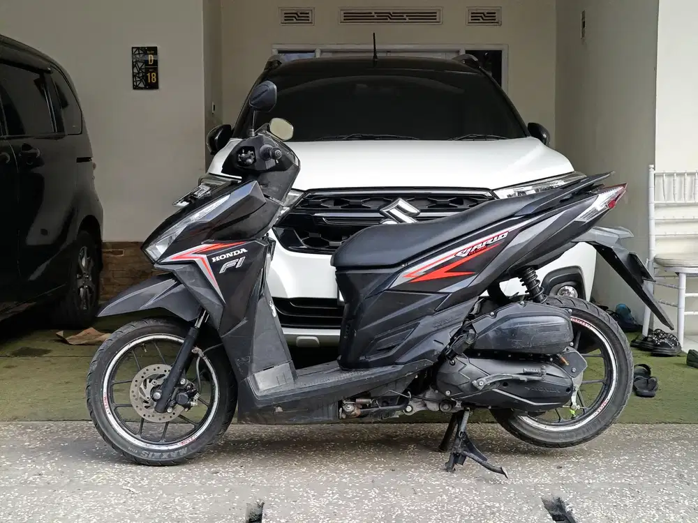Vario 125 tahun 2016 pajak isi/tt boleh gan cash lebih bagus