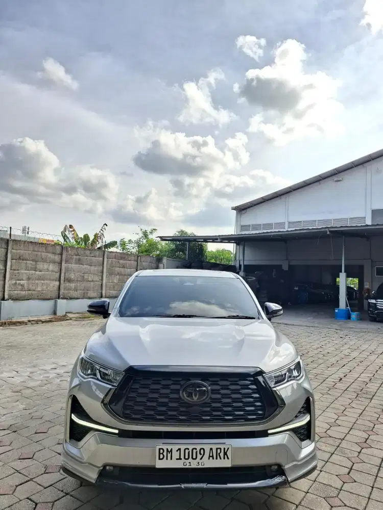 Zenix 2023 Q TSS modellista hybrid matic. Km 14rb antik