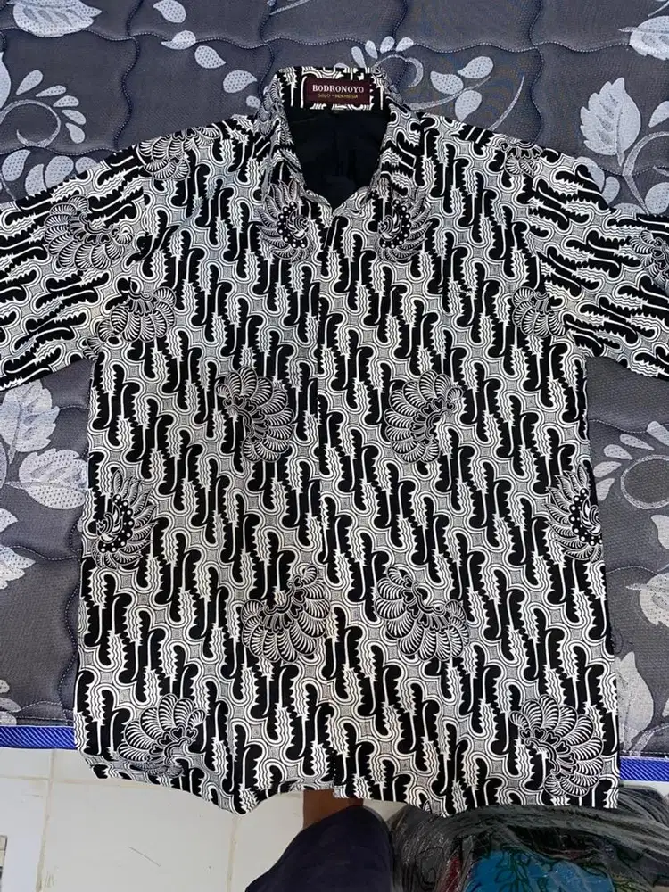 Kemeja Pria Batik