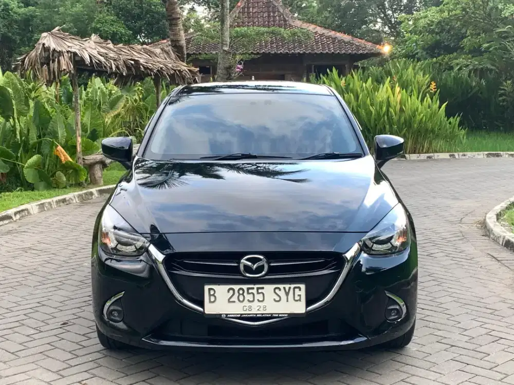 Di jual : MAZDA 2 R SKYACTIV AT 2017 – ISTIMEWA, SIAP PAKAI TANPA PR
