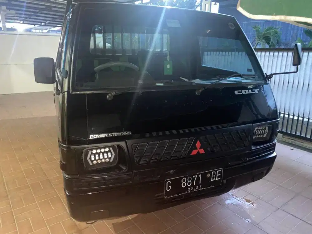 Dijual L 300 2016