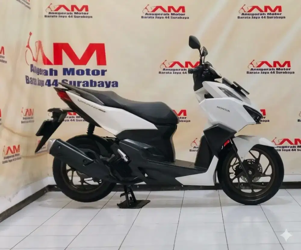Km rendah Honda new vario 160 Cbs tahun 2024 Putih Doff