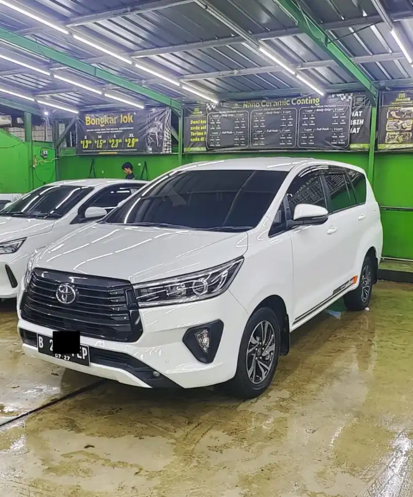 Innova reborn diesel V AT 2022 Low KM