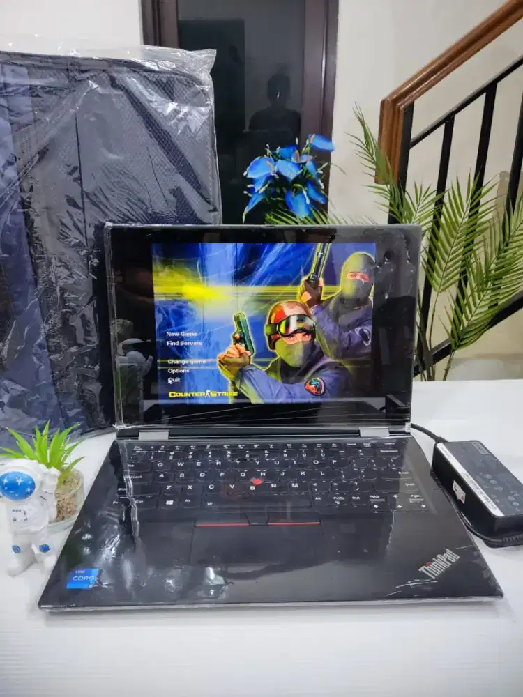 Laptop Slim Touchscreen Lenovo Yoga X13 RAM 16GB Siap Pakai