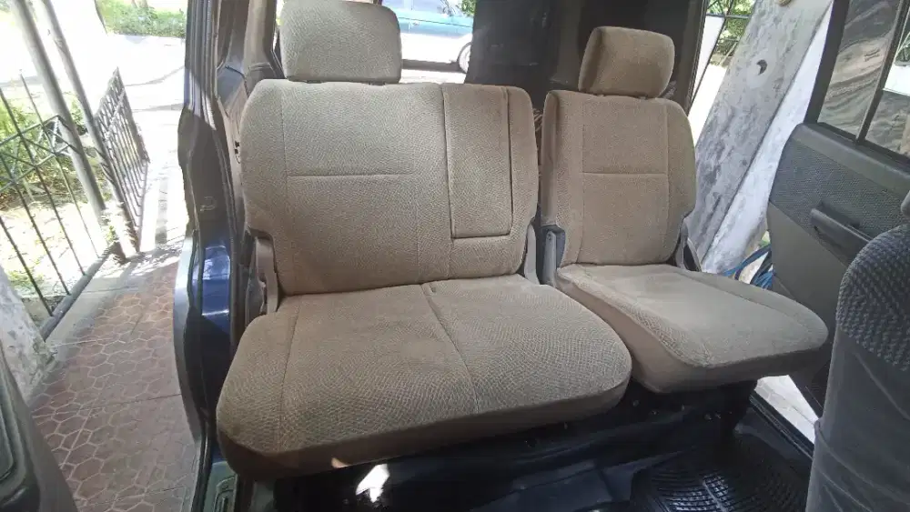 Jok tengah suzuki apv terpasang di kuda