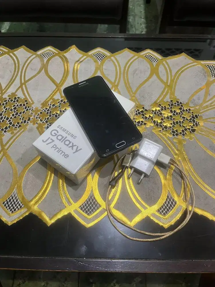 JUAL SAMSUNG J7 prime