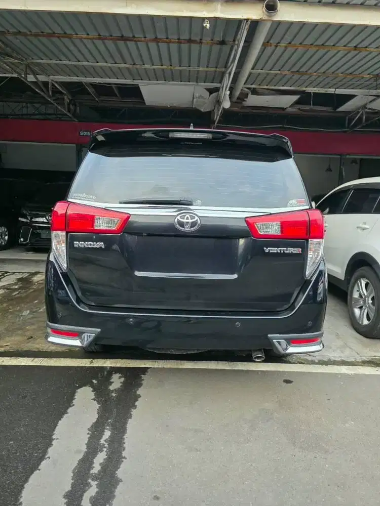 Toyota Venturer 2018 captain seat