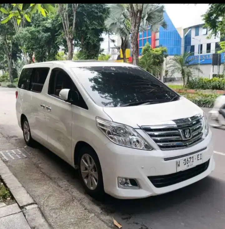 Toyota Alphard 2014 Bensin