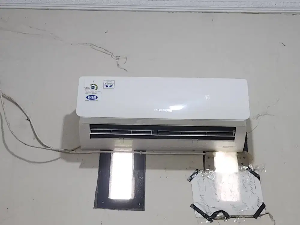 AC Changhong 1/2 PK Low Watt - Dingin Nyess, Siap Pakai