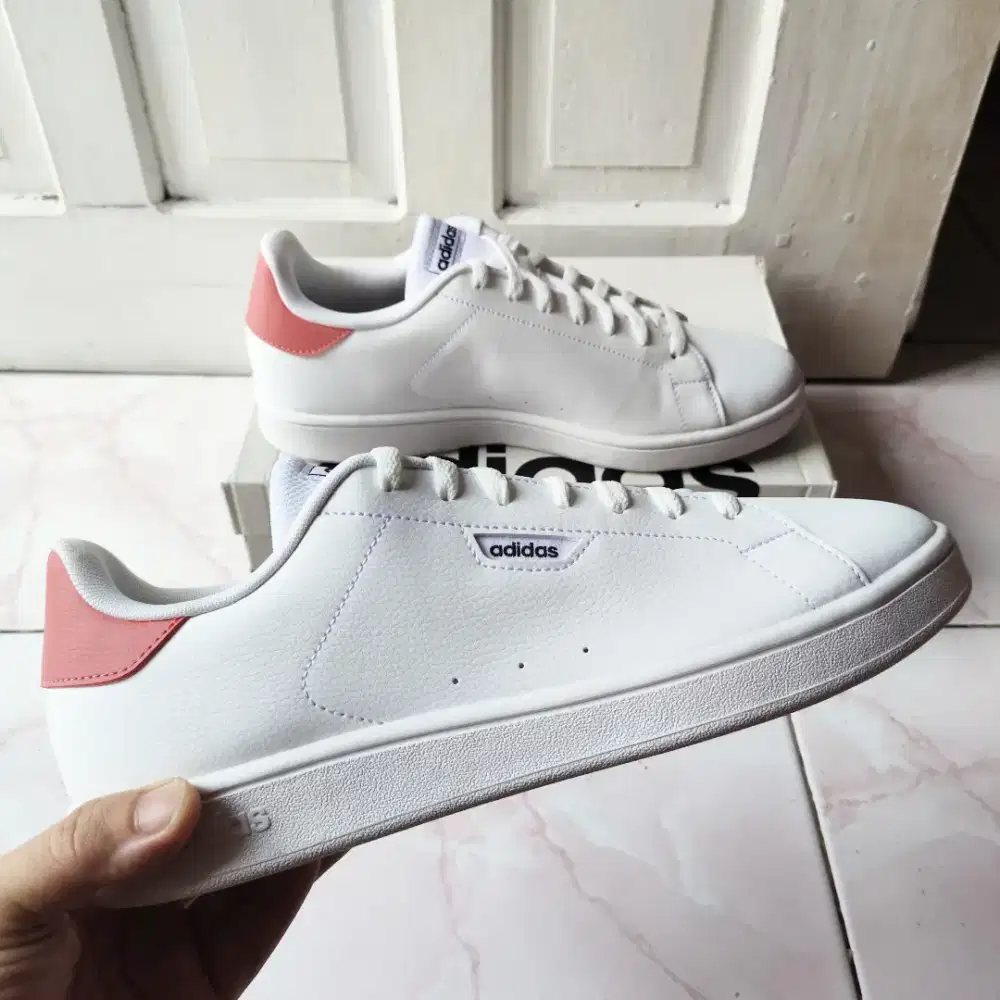 (BNIB) Sepatu Casual Adidas Court Original Size 44