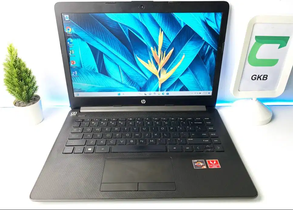Laptop HP Ryzen 5 Ram 8gb Ssd 256gb VGA 2gb cocok editing dan game