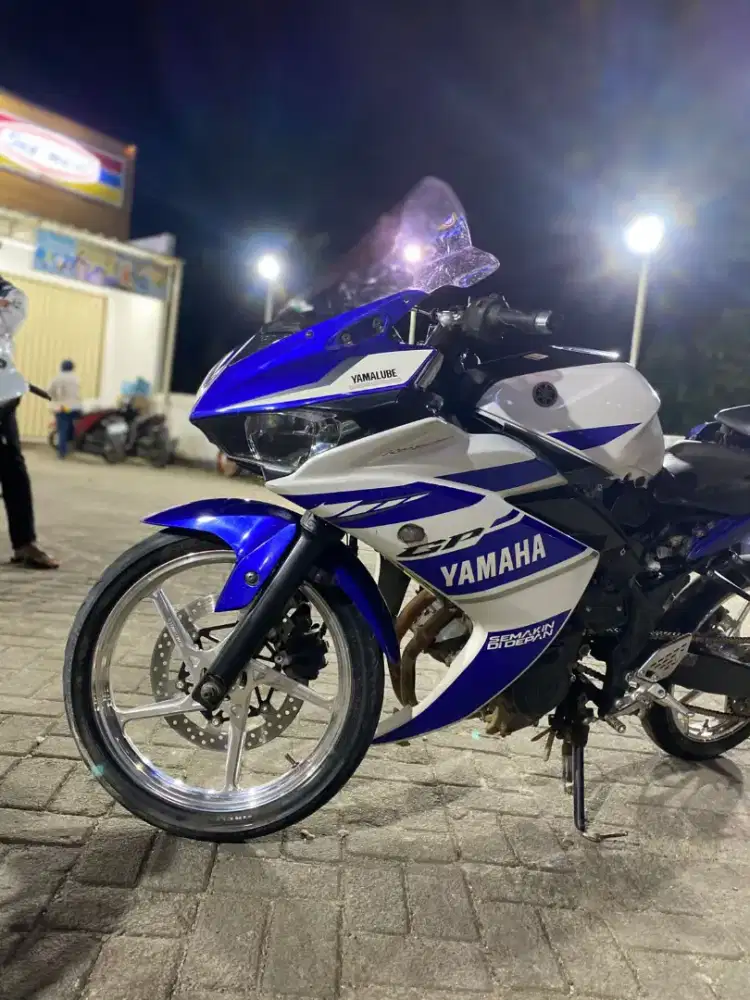 yamaha R25 2014