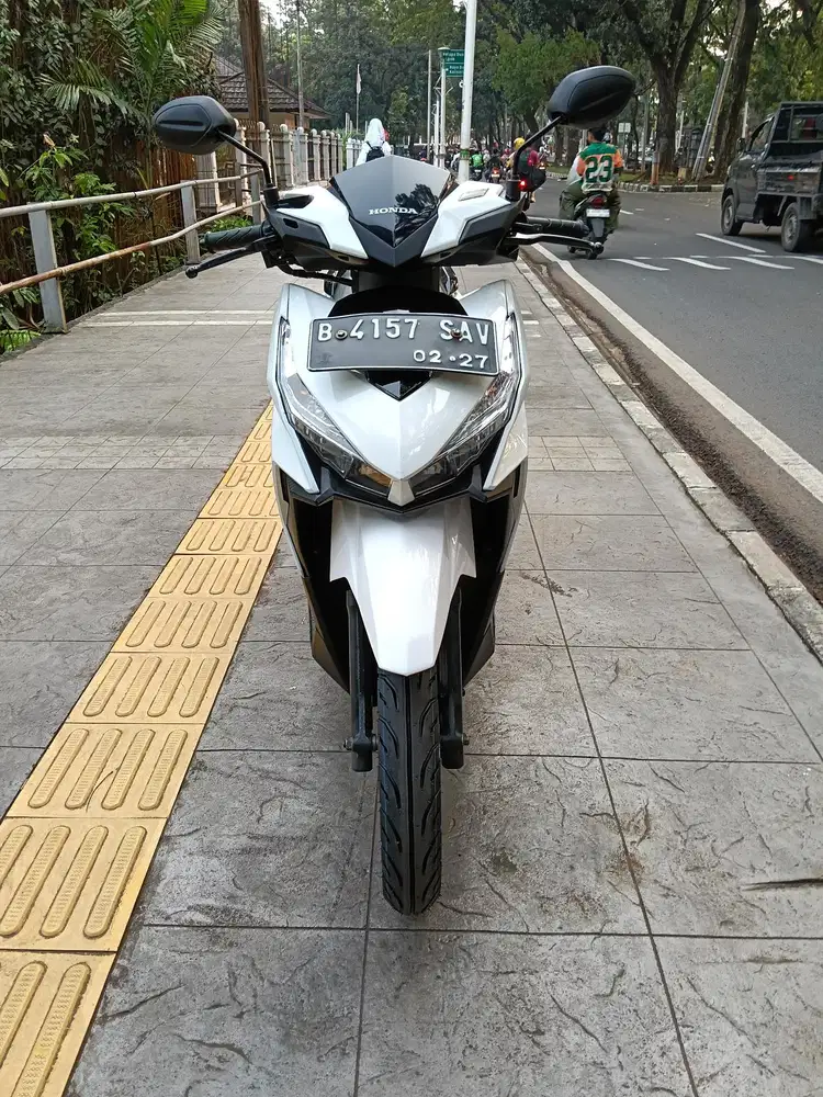 DIJUAL CASH HONDA VARIO 150 LED OLD THN 2017 PAJAK IDUP SIAP PAKAI