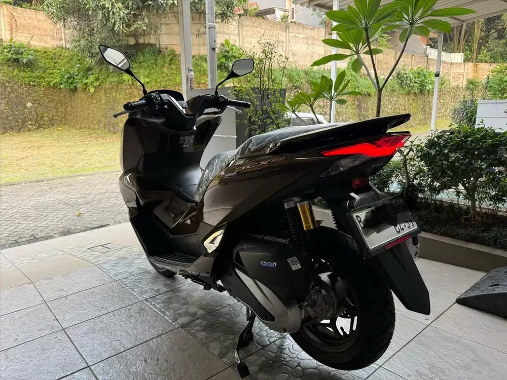 Km 100 Tidak Jadi Pakai Honda PCX 160 ABS Roadsync Brown 2026 Bkn 2025