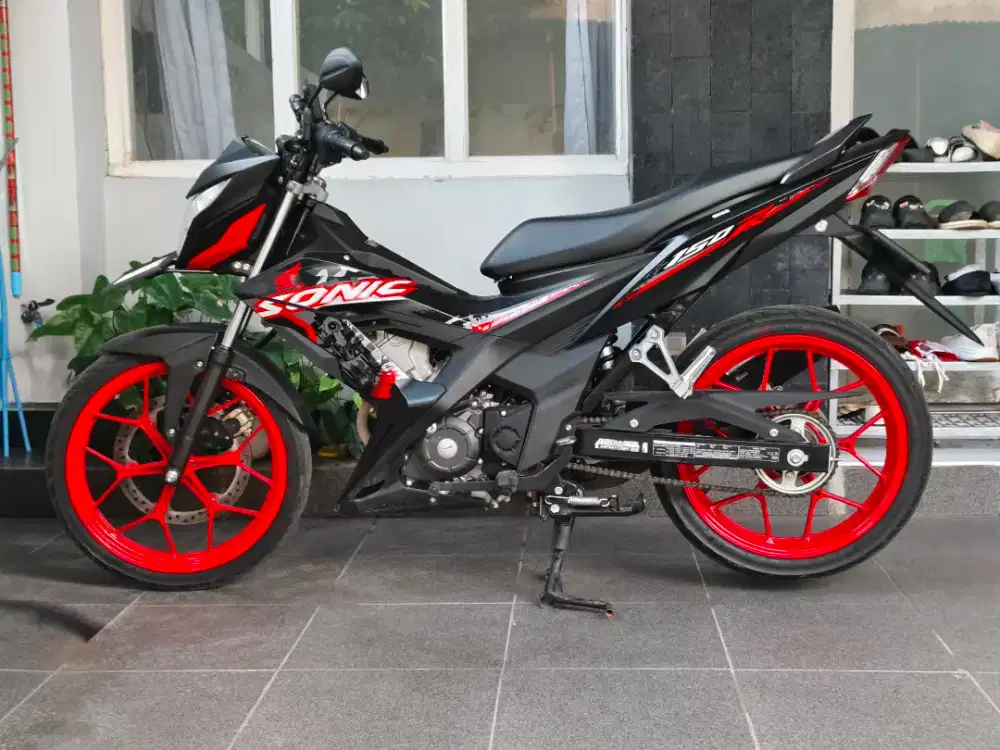 Honda Sonic 150R SE NIK 2023 Pemakaian 2026