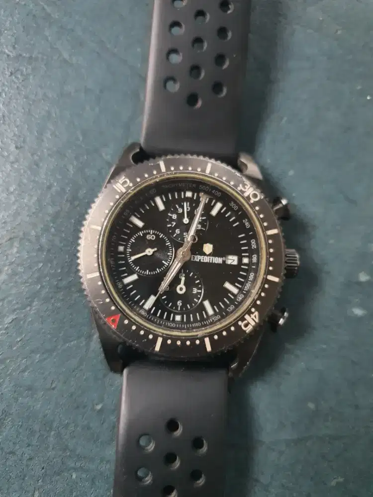 Jam tanggan expedition crono masih bagus jual cepat aja satset