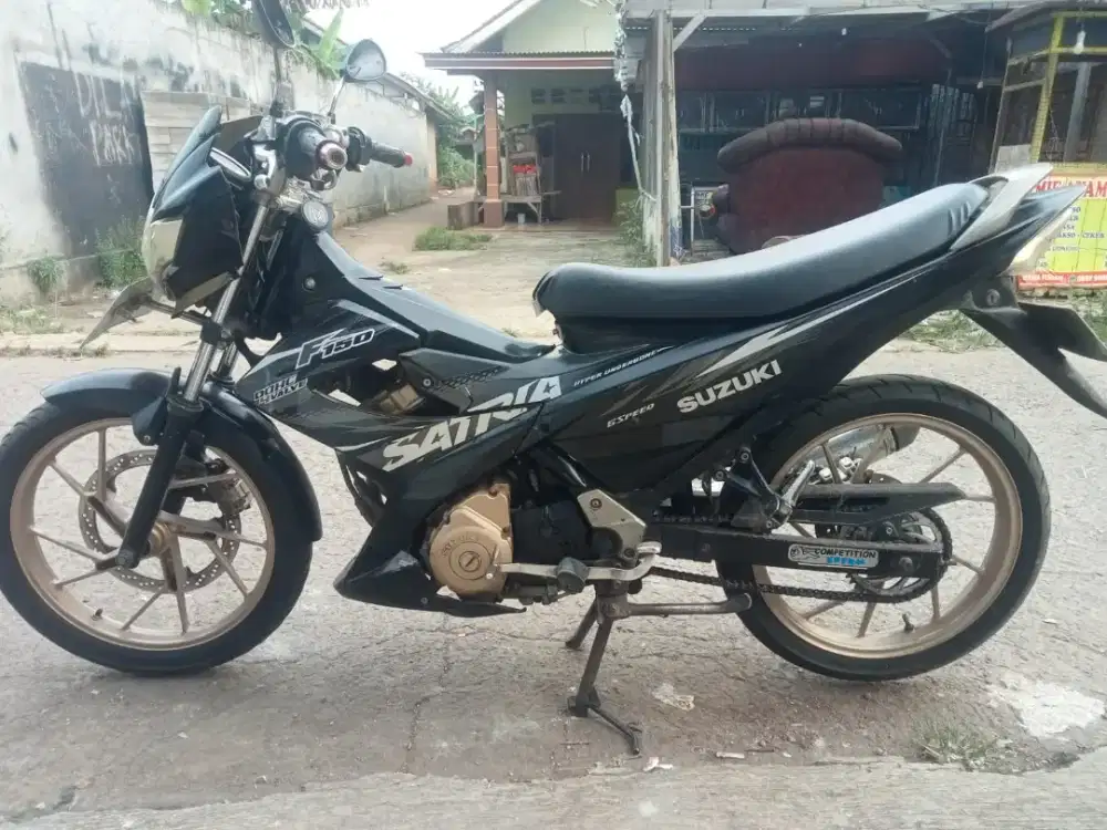 Suzuki satria f 2012