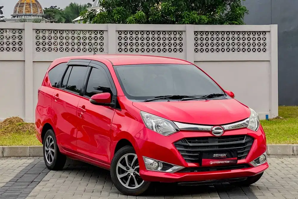 Daihatsu Sigra 1.2R 1.2 R AT Matic 2016 Merah