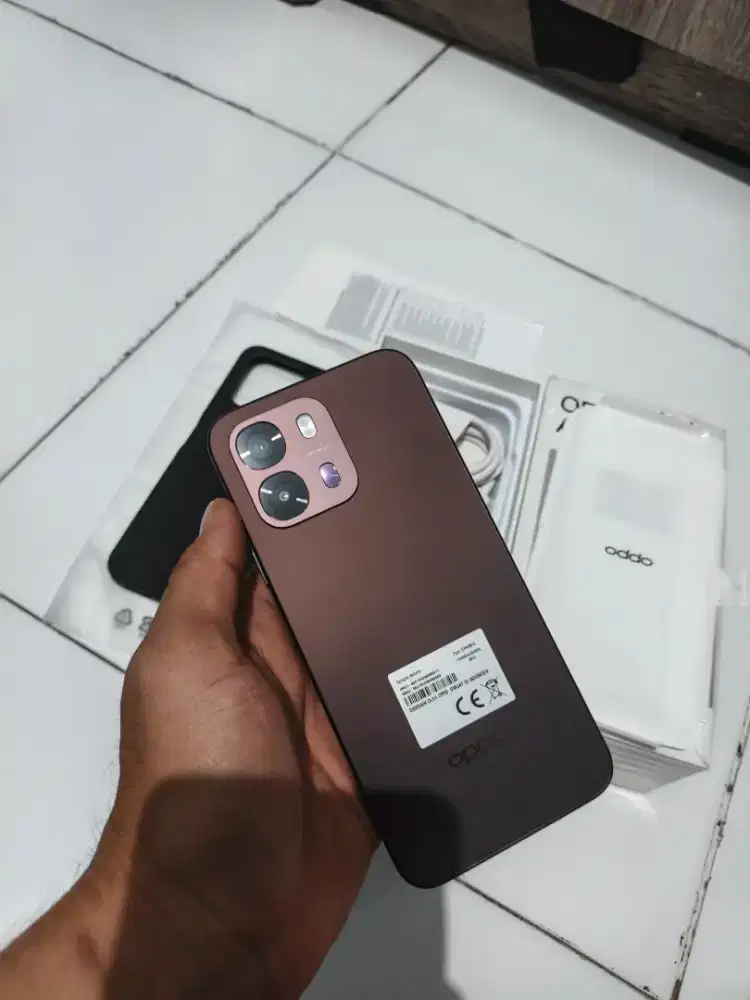 Oppo A6S ram 8+8/256 like new