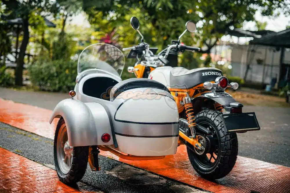 Honda Monkey 125 Custom Sidecar