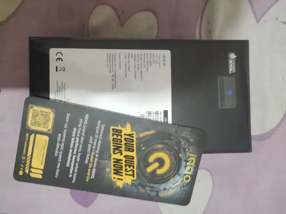 Vivo Iqoo 15R 8/258