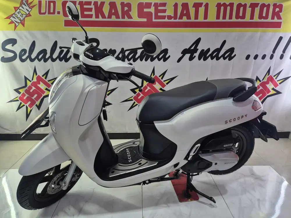 New scoopy Prestige km 4000an