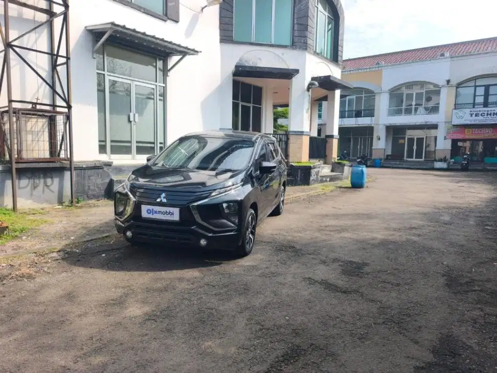 Pajak Panjang - Mitsubishi Xpander 1.5 Exceed Bensin MT 2019 Hitam
