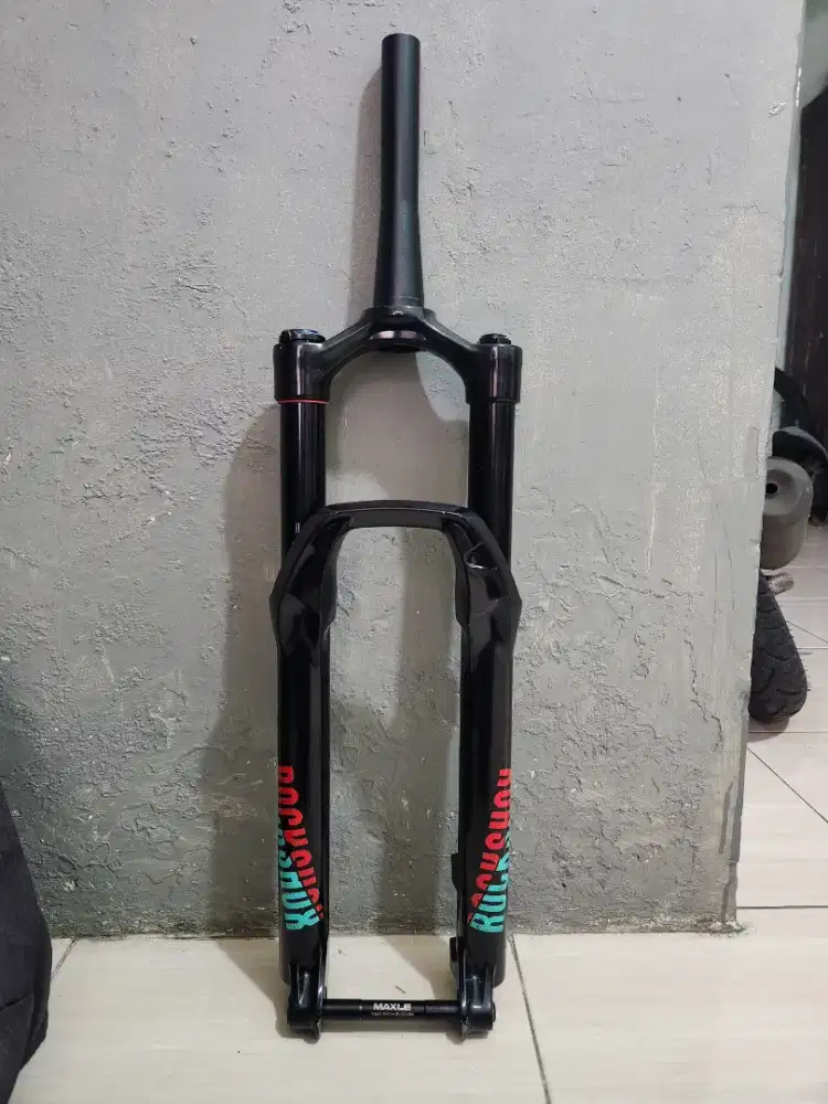 FORK ROCKSHOX REVELATION RC (original)